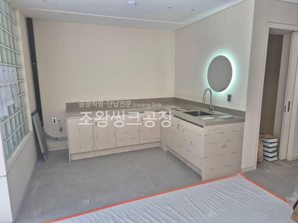 /user/j/jowangsink/editor/2509/a39fb11bbef709418baa9175570309ef_1757484204_0573.jpg 이미지크게보기